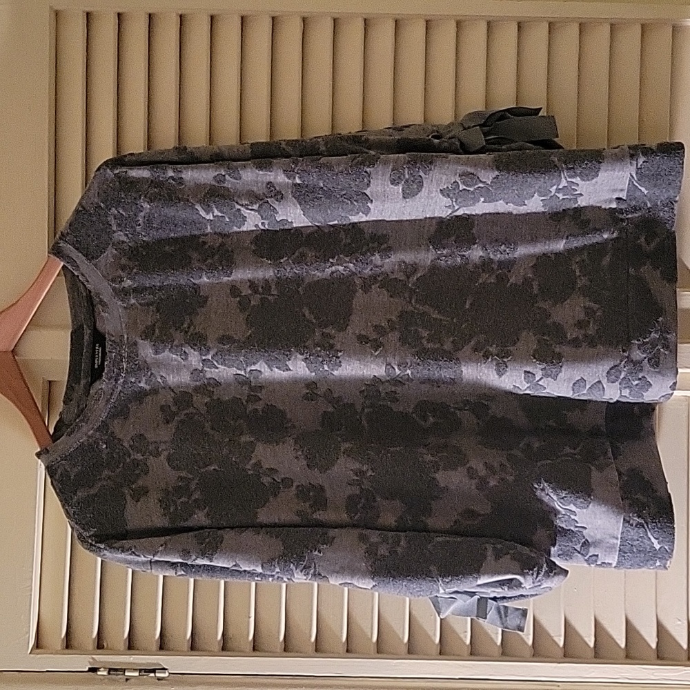 Vera Wang Top